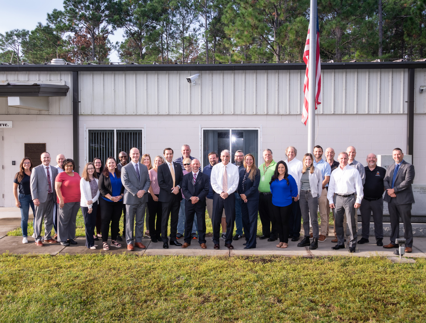 FBI Jacksonville’s Daytona Beach Citizens Academy class photo with FBI Jacksonville’s Special Agent in Charge Rachel Rojas and Volusia Sheriff’s Office Sheriff Michael Chitwood.