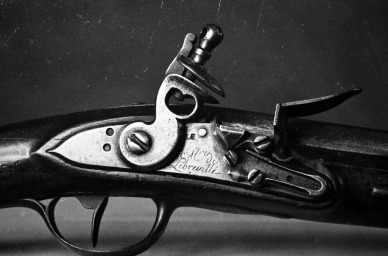 FBI Philadelphia Art Crime Case - French Dragoon Pistol, M 1763 Libreville