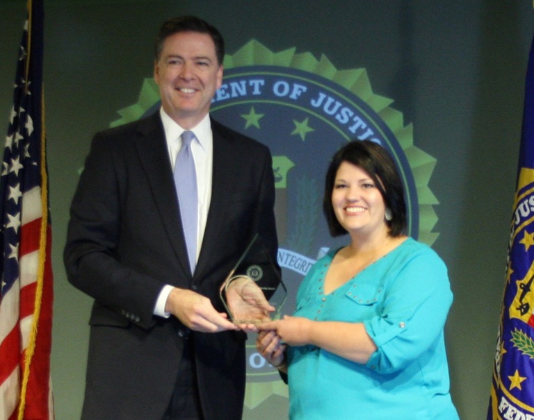 Aimee Johnson Receives Director’s Community Leadership Award from Director Comey on April 15, 2016