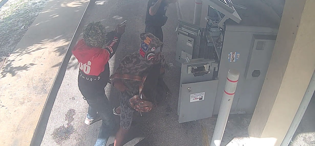 Armored Truck Robbery Photo 3