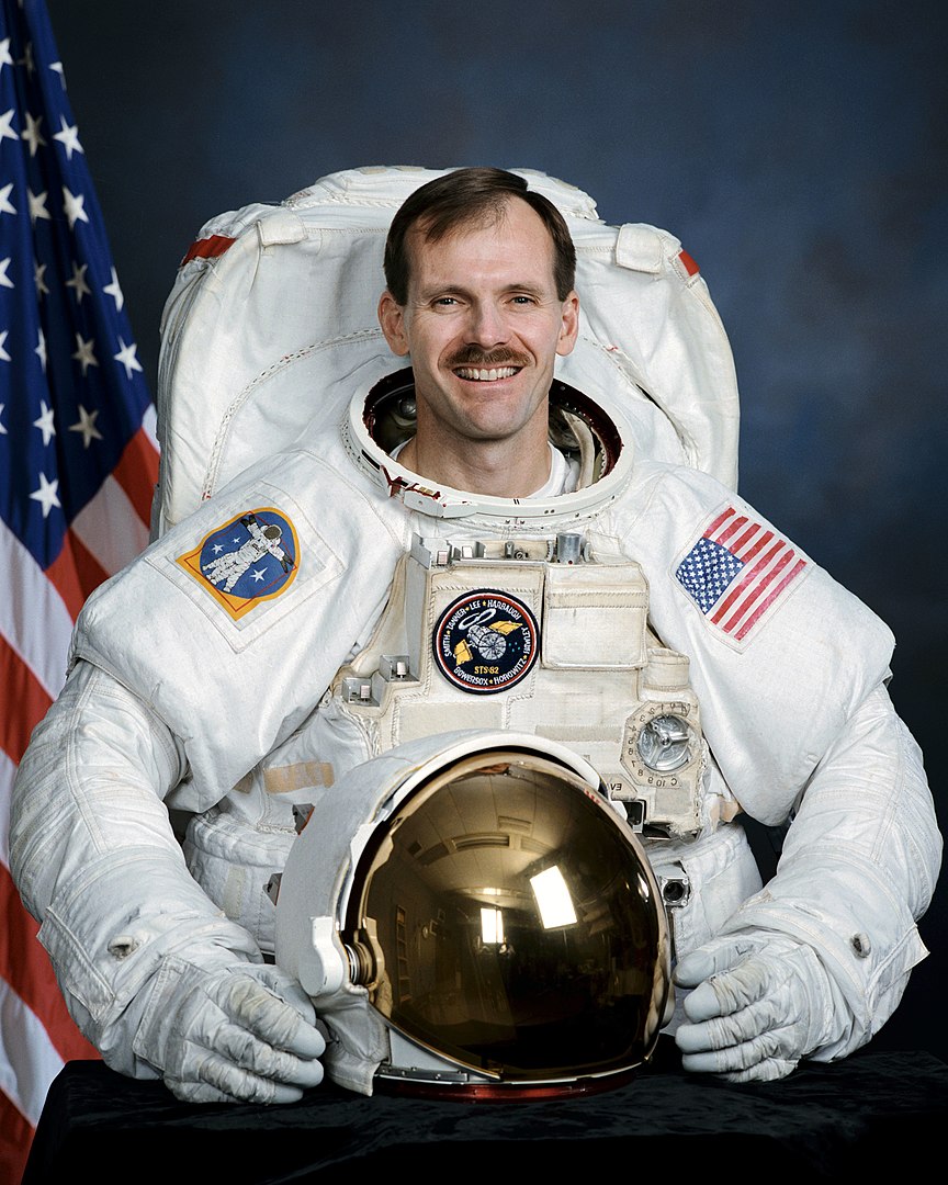 Steve Smithas Official NASA Portrait