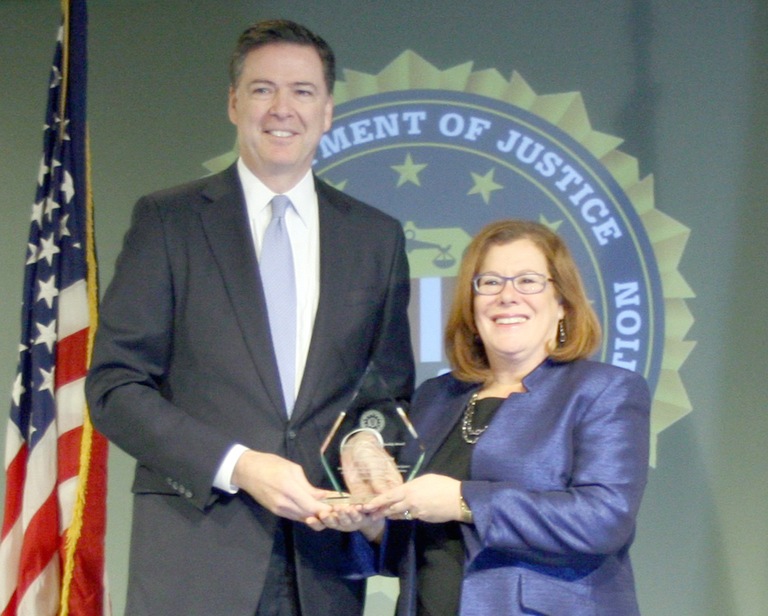 The Honorable Lisa Bloch Rodwin Receives Director’s Community Leadership Award from Director Comey on April 15, 2016