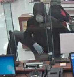 Milwaukee Bank Robbery Suspect, Photo 3 of 4 (5/12/14)