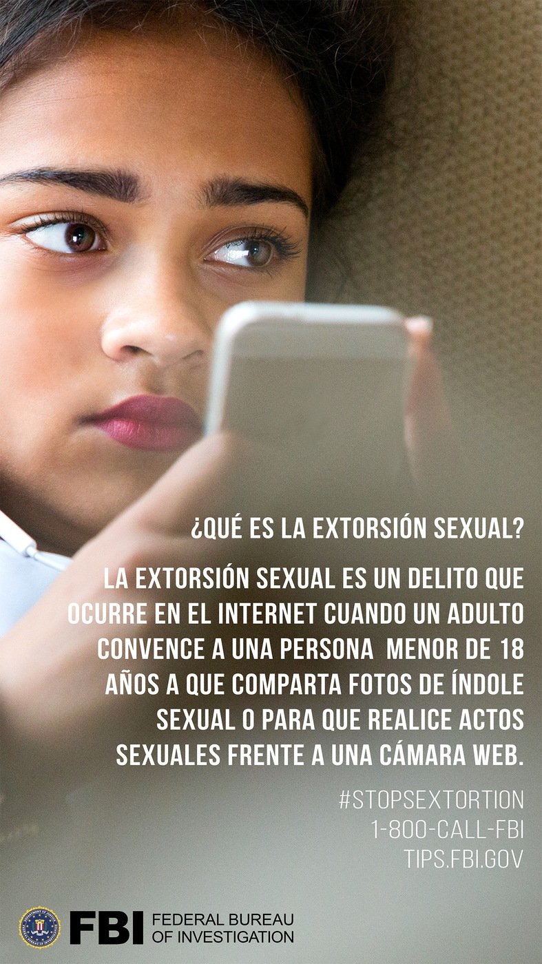 Stock image of girl on smartphone with the Spanish translation of the following text: What is sextortion? Sextortion describes a crime that happens online when an adult convinces a person who is younger than 18 to share sexual pictures or perform sexual acts on a webcam.